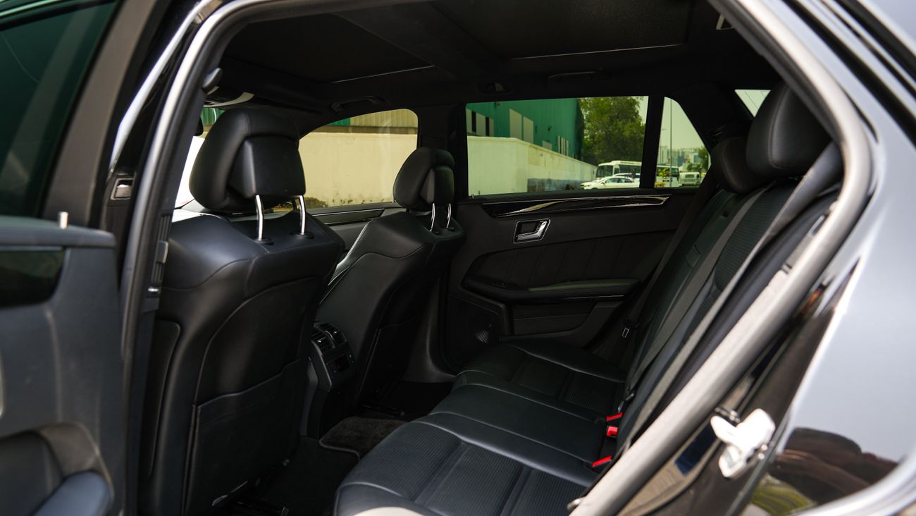 Interior / seats of Mercedes-Benz E-Class (Luxury Sedan)