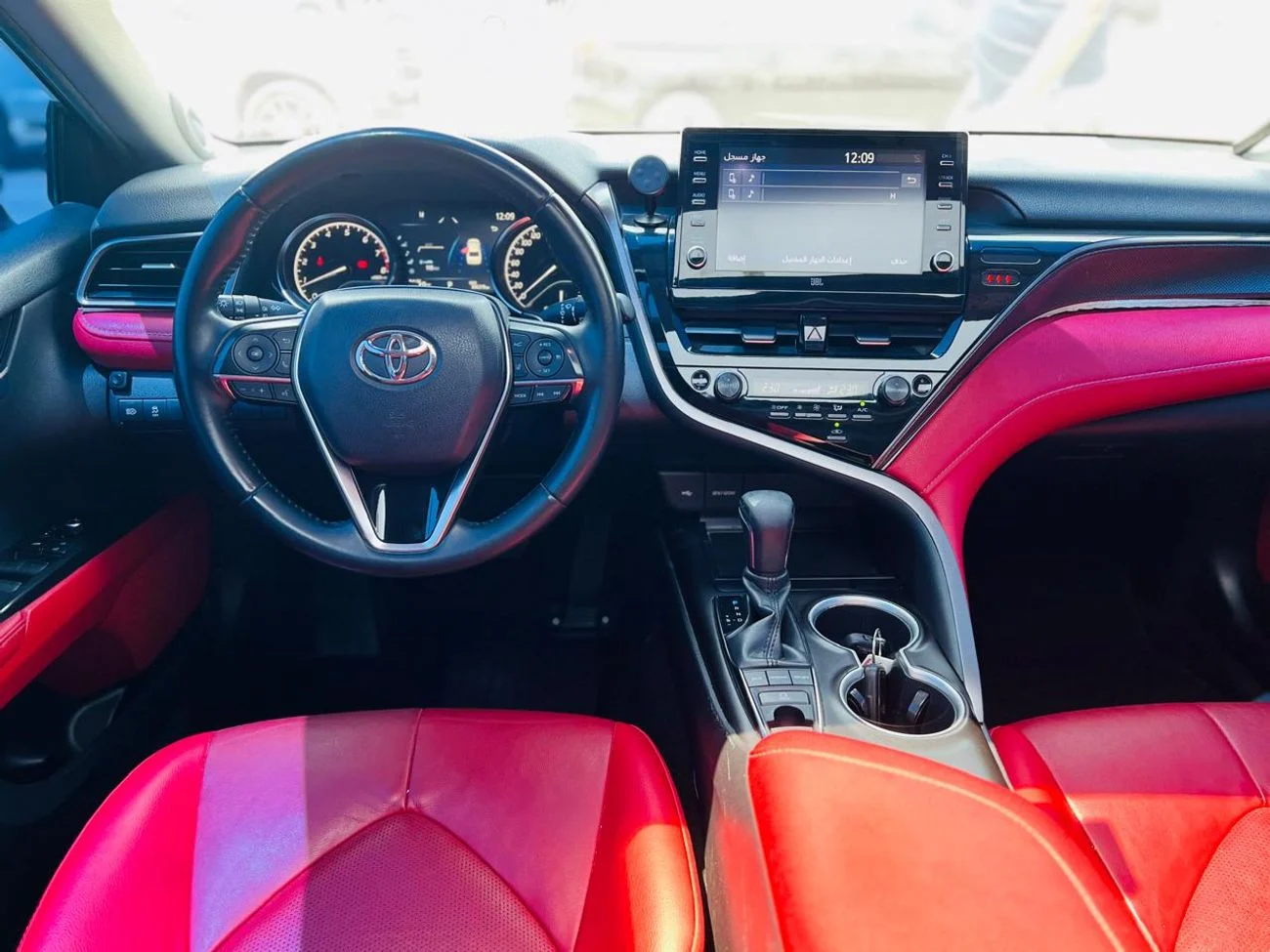 Steering / dashboard of Toyota Camry 2022 (Sedan)