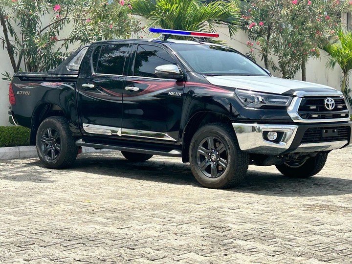 Side view of Toyota Hilux OP (Luxury SUV)